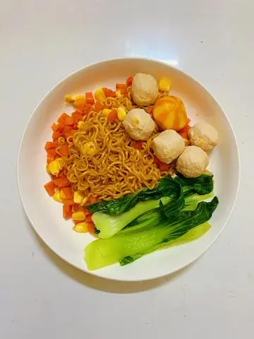 Hình ảnh Mì Trộn Cá Viên