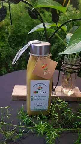 Hình ảnh Nước ép Táo - Ổi 330ml (thủy tinh)