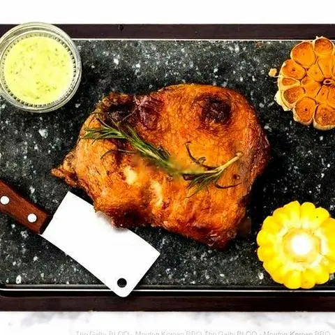 Hình ảnh Spicy grilled chicken - gà nướng với sốt cay
