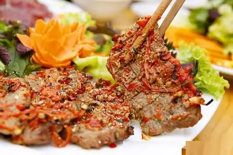 Hình ảnh Bò nướng sa tế