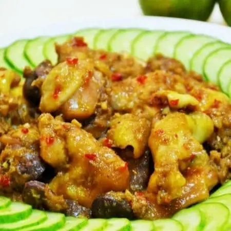 Hình ảnh Gà kho sả ớt không cơm