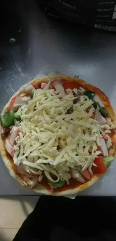 Hình ảnh Pizza thanh cua và phomai size 24 (3 người)