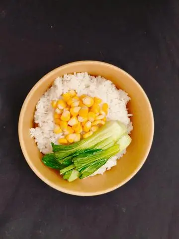 Hình ảnh Cơm trắng + Cải thìa + Bắp Mỹ
