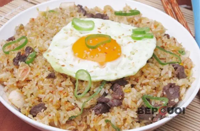Hình ảnh Cơm chiên bò trứng