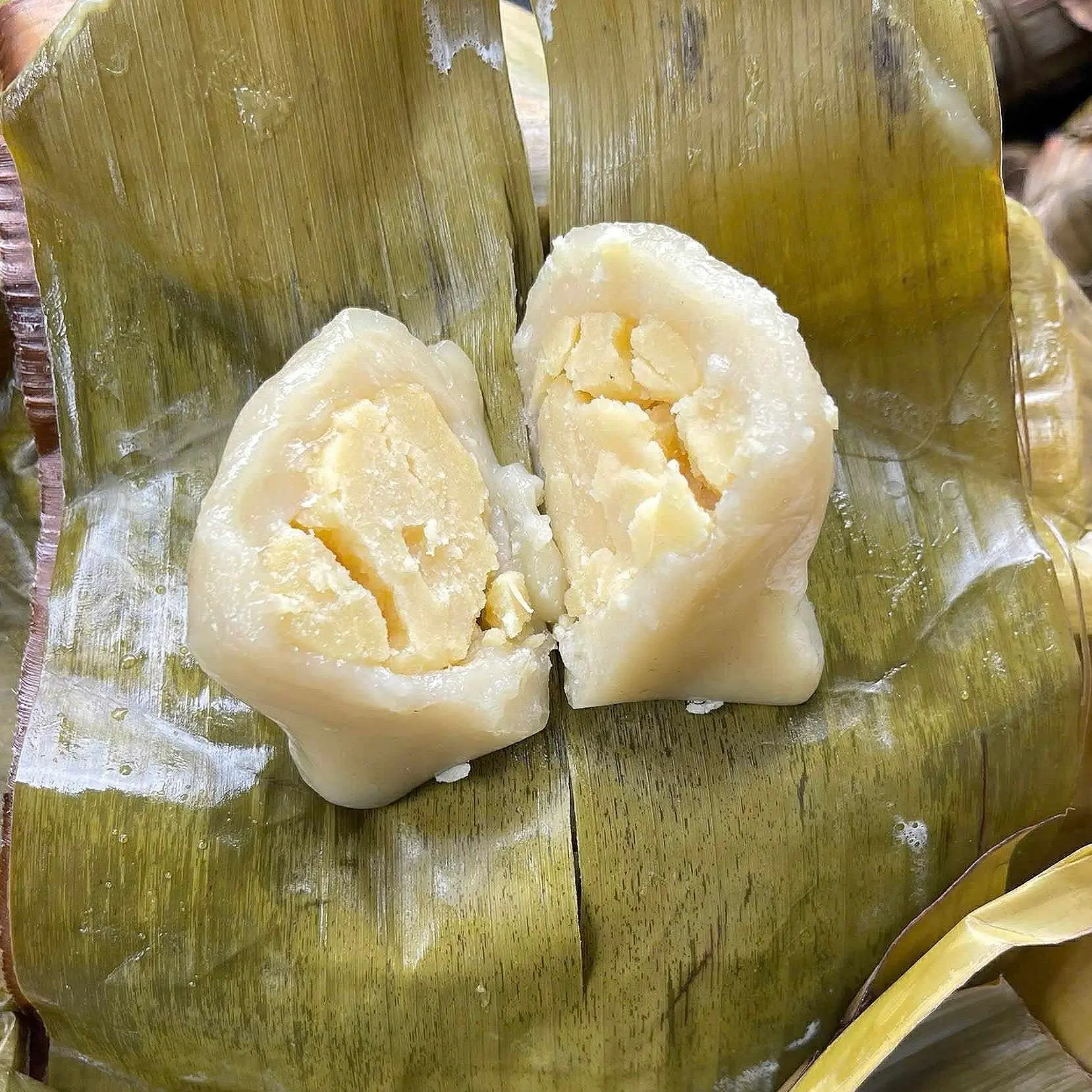 Hình ảnh Bánh Ít Nhân Đậu