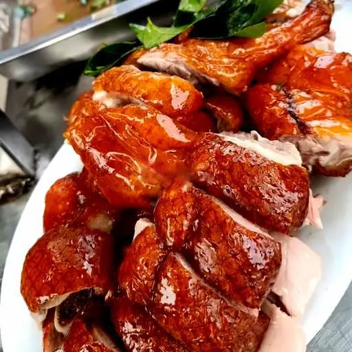 Hình ảnh Vịt Quay Đặc Sản Lạng Sơn 1 Con Thơm Ngon Đặc Biệt