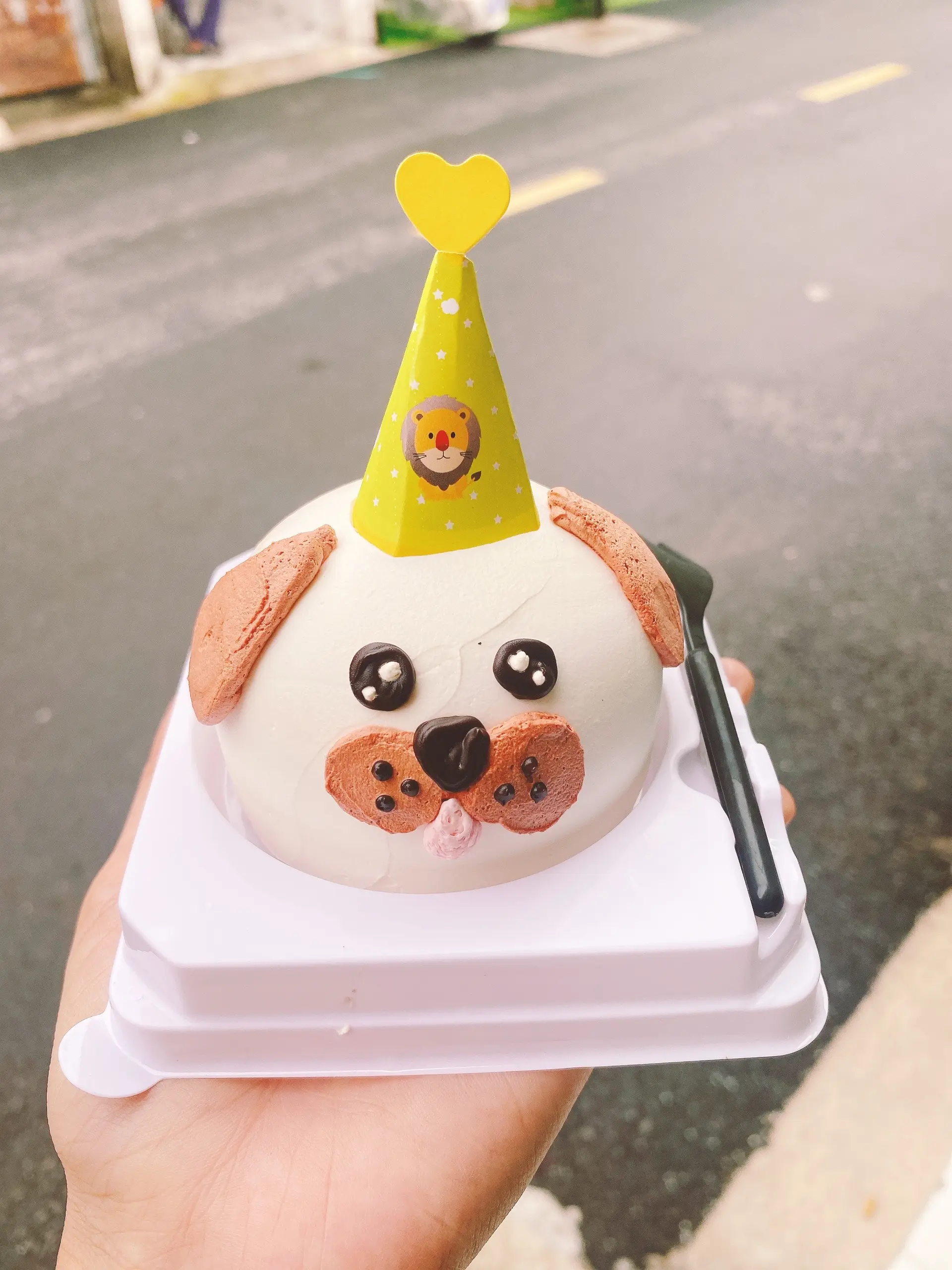 Hình ảnh Bánh kem mini cún trắng