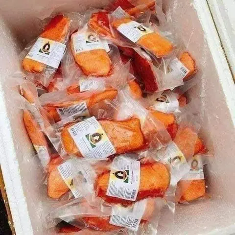 Hình ảnh Lườn Ngỗng Hun Khói Nga Set 4 Miếng 900g - 1kg