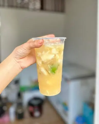 Hình ảnh Trà Mãng Cầu (ly 700ml)
