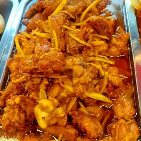 Hình ảnh Cơm vịt kho gừng