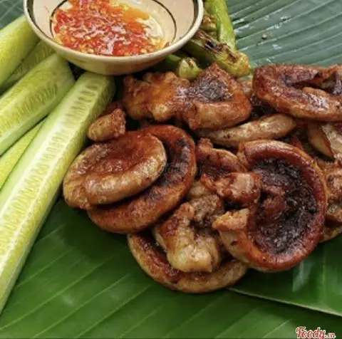 Hình ảnh Phèo nướng giòn tan