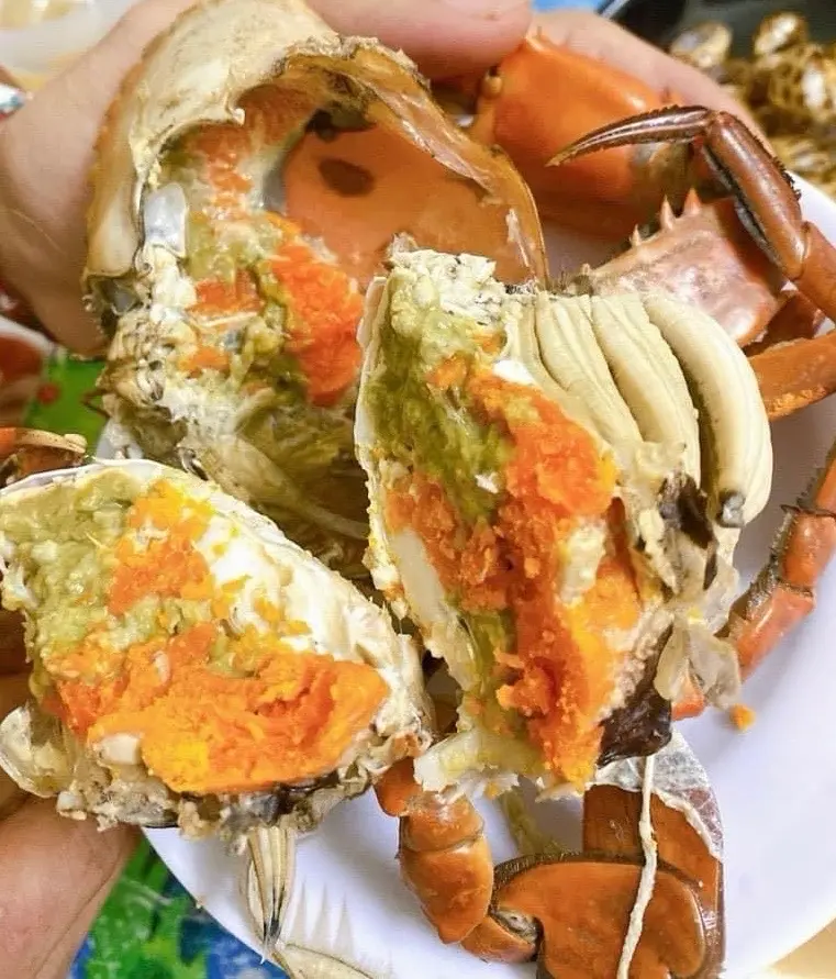 Hình ảnh Cua Gạch Son Hấp Sả Size Lớn 