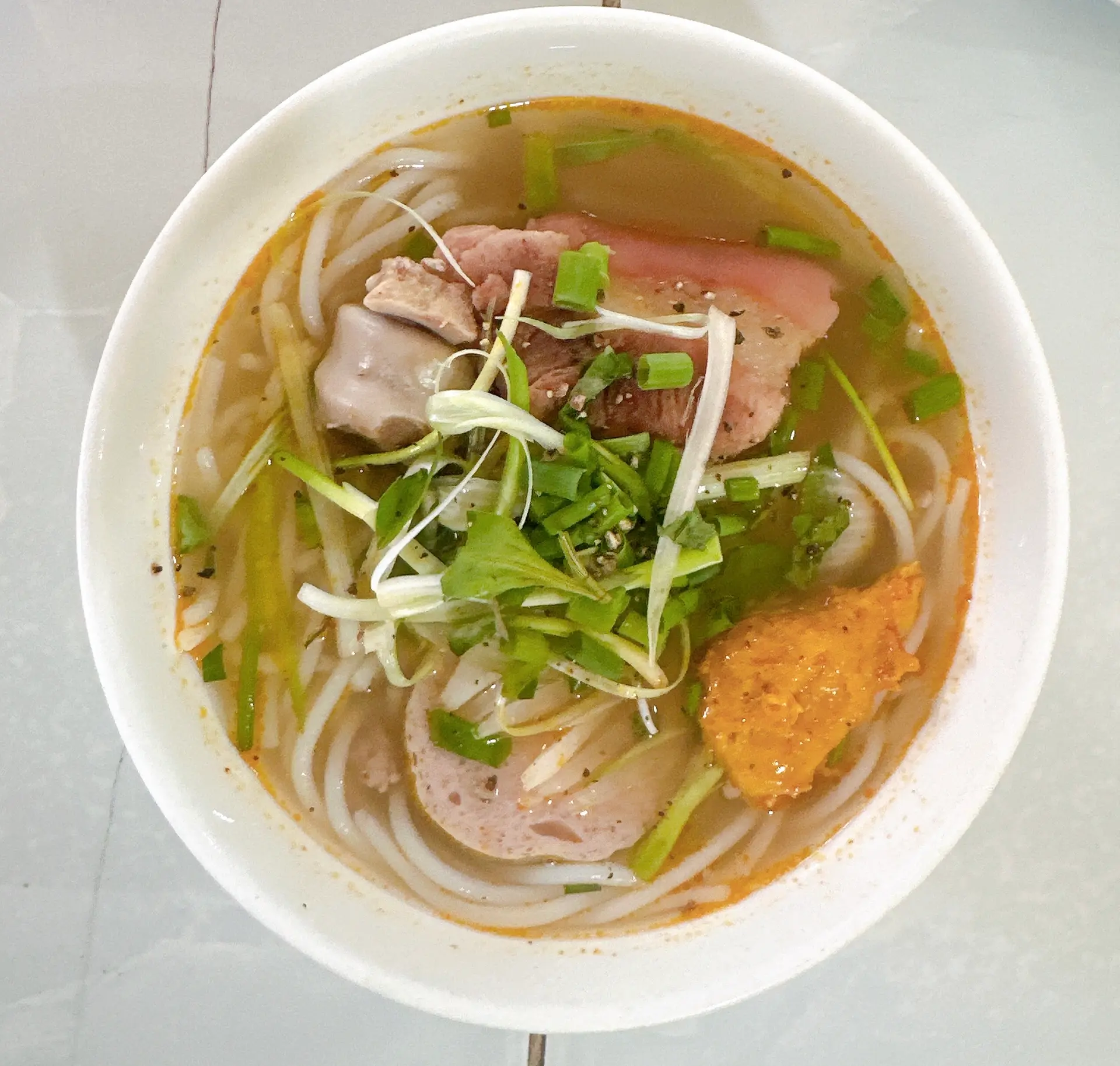 Hình ảnh Bún chân giò heo - chả