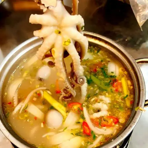 Hình ảnh Lẩu bạch tuộc sống nhúng mẻ 350g