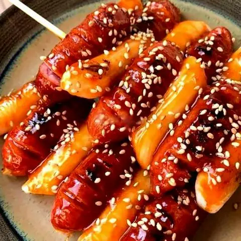 Hình ảnh So tteok - bánh gạo xúc xích
