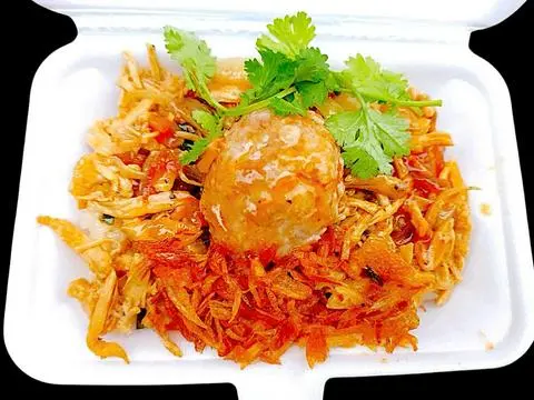 Hình ảnh Xôi Gà Xé Đặc Biệt+1 Viên Xíu Mại To