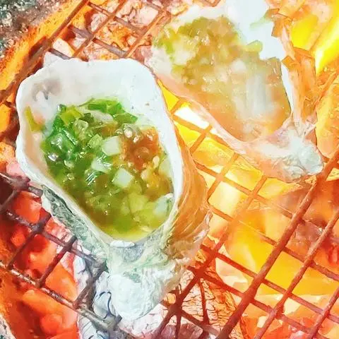 Hình ảnh Hào nướng mỡ hành 2 con 