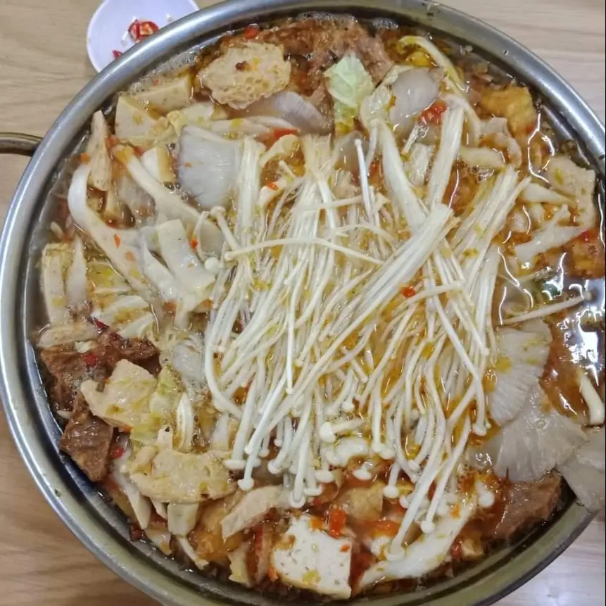Hình ảnh Lẩu Thái + Nấm 2 Người