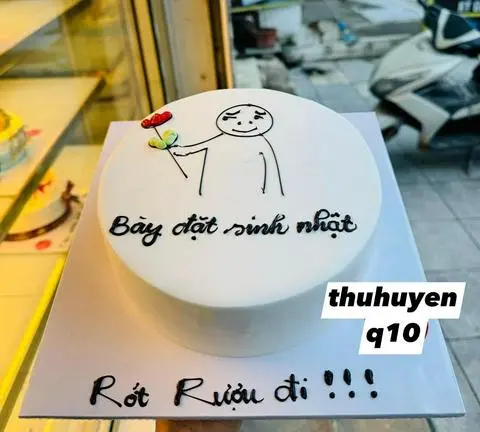 Hình ảnh bánh kem bày đặt sinh nhật