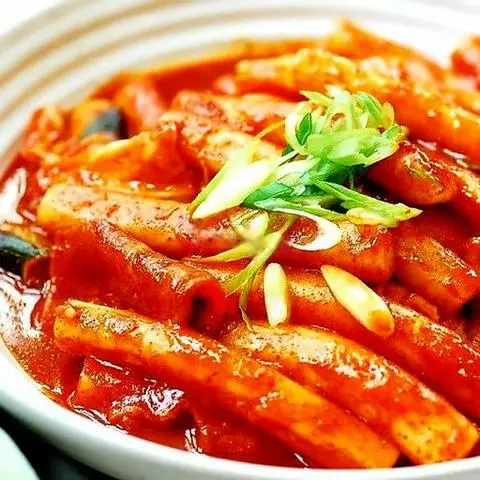 Hình ảnh Tteok bokki - bánh gạo
