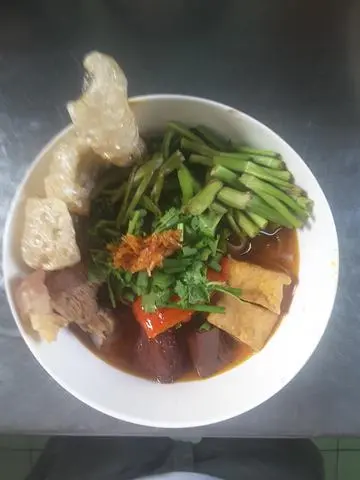 Hình ảnh Bánh Đa (Giò Heo)
