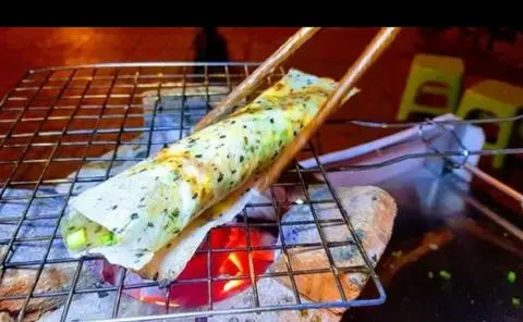 Hình ảnh Bánh tráng nướng cuốn - 1 phần 2 người ăn