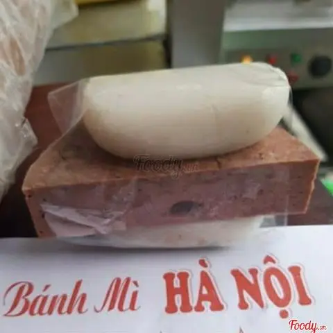 Hình ảnh Bánh Giầy Kẹp Chả Bò