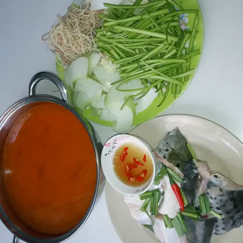 Hình ảnh lẩu Cá Hồi