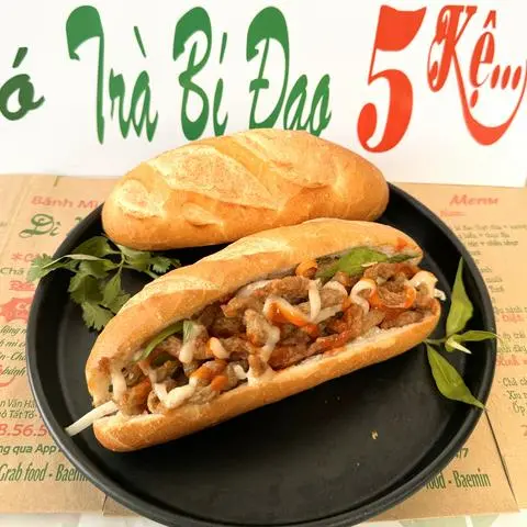 Hình ảnh Bánh mì chả cá nóng Nha Trang - Kệ