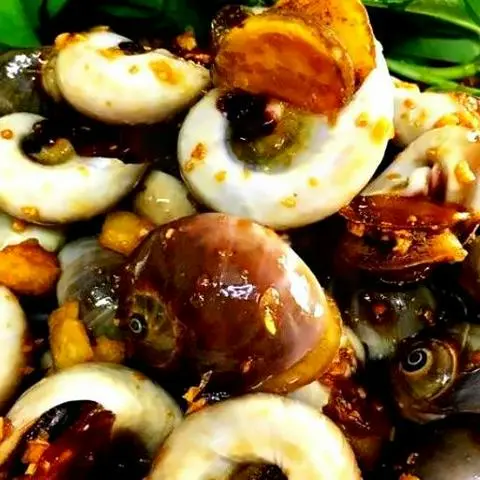 Hình ảnh Ốc Mỡ Xào Bơ Cay