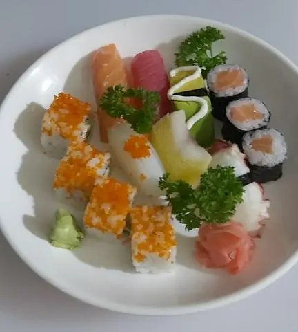 Hình ảnh Sushi 8