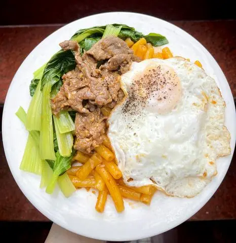 Hình ảnh NUI XÀO + TRỨNG PLA