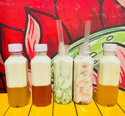 Hình ảnh Set 3 chai sữa chua uống