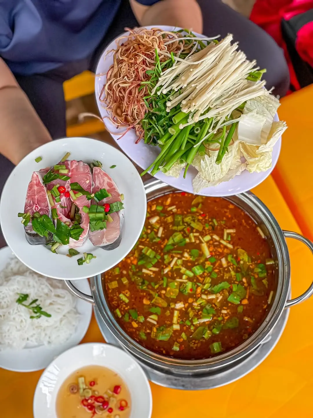 Hình ảnh Lẩu Cá Hú 258k (3-4 người ăn)