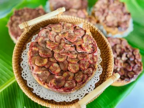 Hình ảnh bánh chuối nướng nguyên ổ