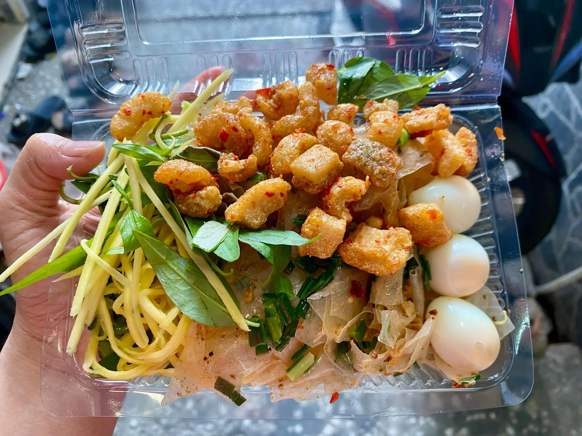 Hình ảnh Bánh Phơi Sương Mỡ Hành Tóp Mỡ