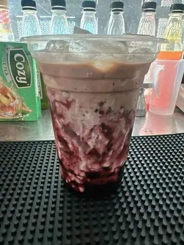Hình ảnh Latte cacao việt quất