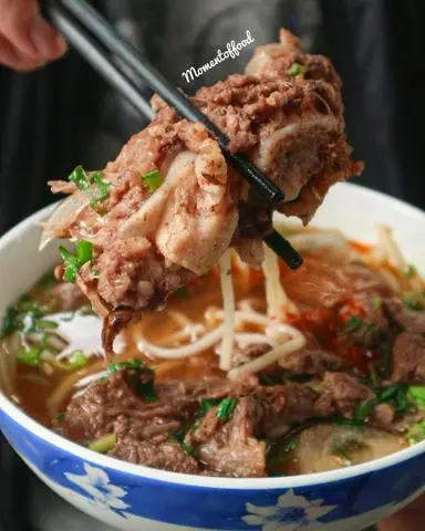 Hình ảnh MÌ BÒ HUẾ SỤN 