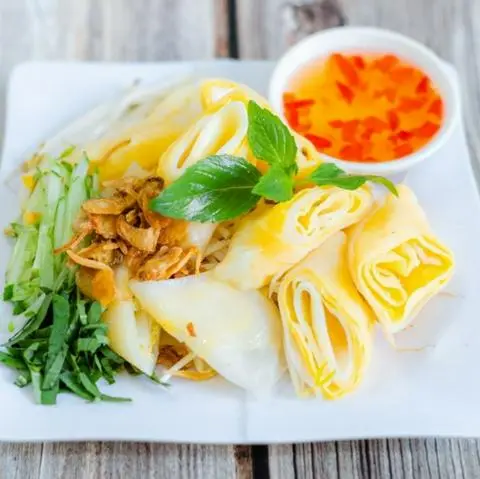 Hình ảnh Bánh Ướt Trứng Chà Bông 
