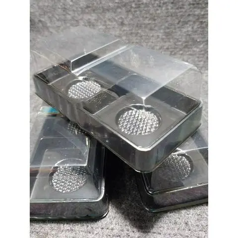 Hình ảnh 10 Hộp Nhựa 2 Ngăn Đen,Hộp Đế Đen Dùng 1 Lần Bánh Kem, Crepe, Kẹo, Bánh, Rau Câu