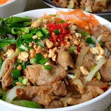 Hình ảnh ( Đặc Biệt ) Bún thịt bò xào