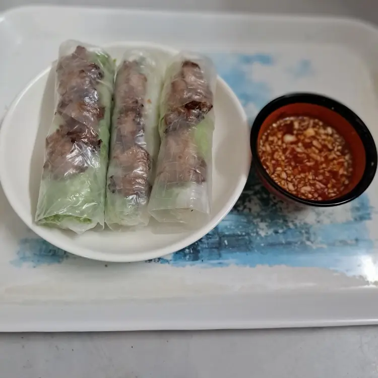 Hình ảnh goi cuốn  thịt  nướng 