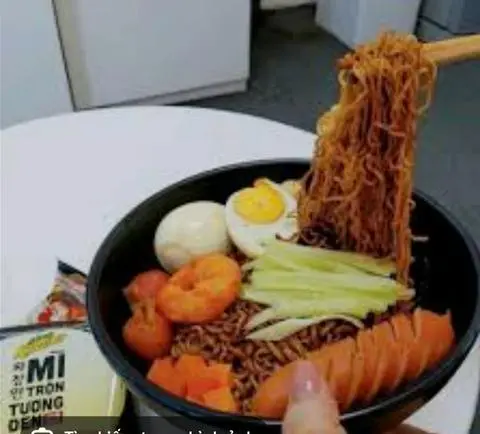 Hình ảnh MÌ ROMENO TƯƠNG ĐEN BÒ 