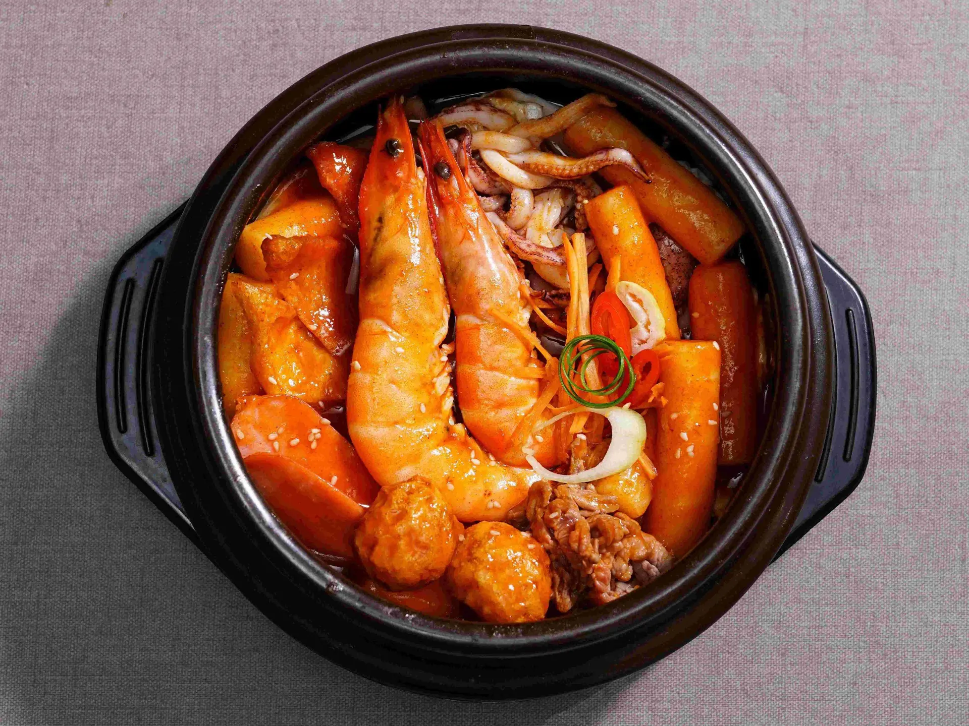 Hình ảnh Tokbokki thập cẩm