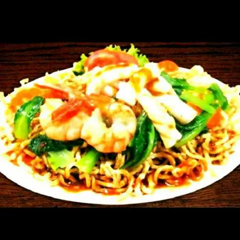 Hình ảnh Mì giòn xào hải sản