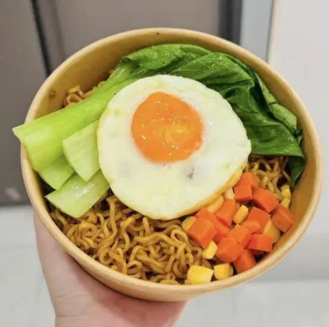 Hình ảnh Mì trộn trứng 