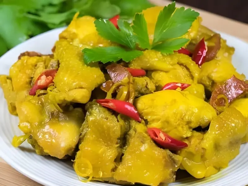 Hình ảnh Cơm gà kho nghệ