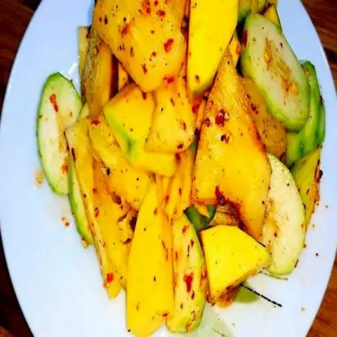 Hình ảnh Lắc xoài - ổi - thơm