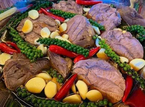Hình ảnh Bắp Bò Ngâm Mắm Hoa Tiêu 900g