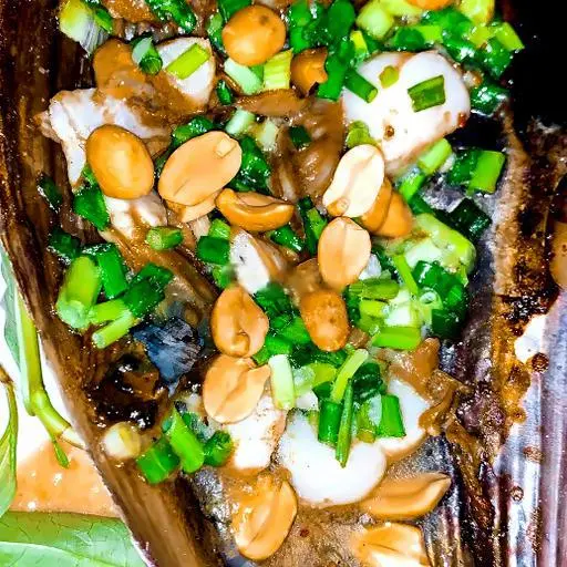 Hình ảnh Sò mai nướng mỡ hành 1 con
